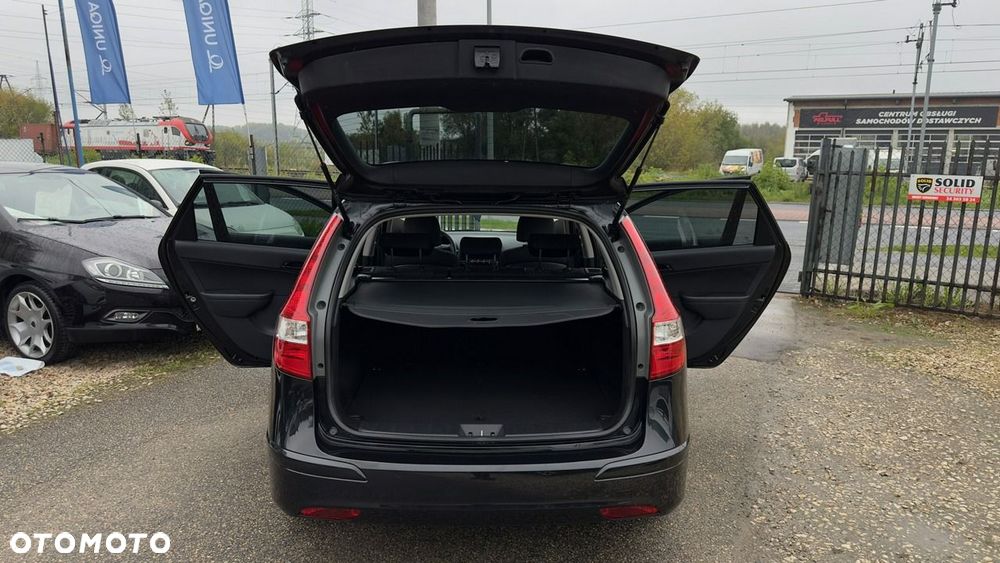 Hyundai i30 1.6 CRDi Edition 20 - 27