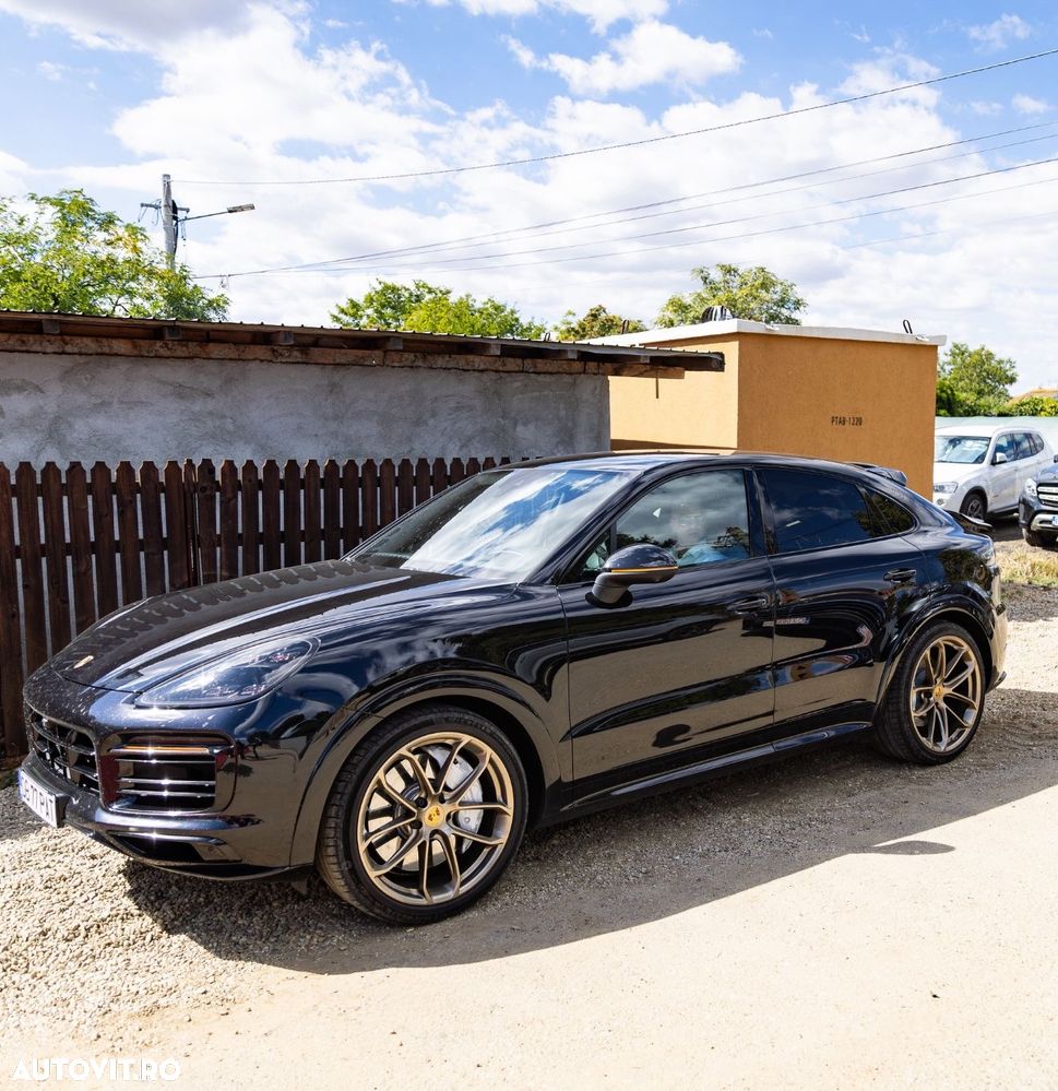 Porsche Cayenne Coupe - 9