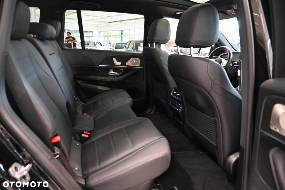 Mercedes-Benz GLS 400 d 4-Matic - 32