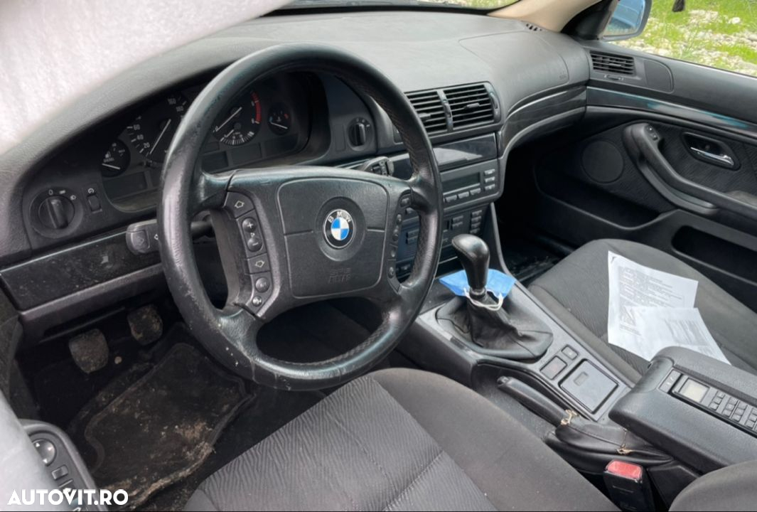 piese bmw e39 Facelift 520d 2002 telefon interior panouri mahon trimuri motor cutie volanta ambreaj radiator jante roti R 16 17 5x120 alutec  capota bara aripa far usa ceasuri bord - 23
