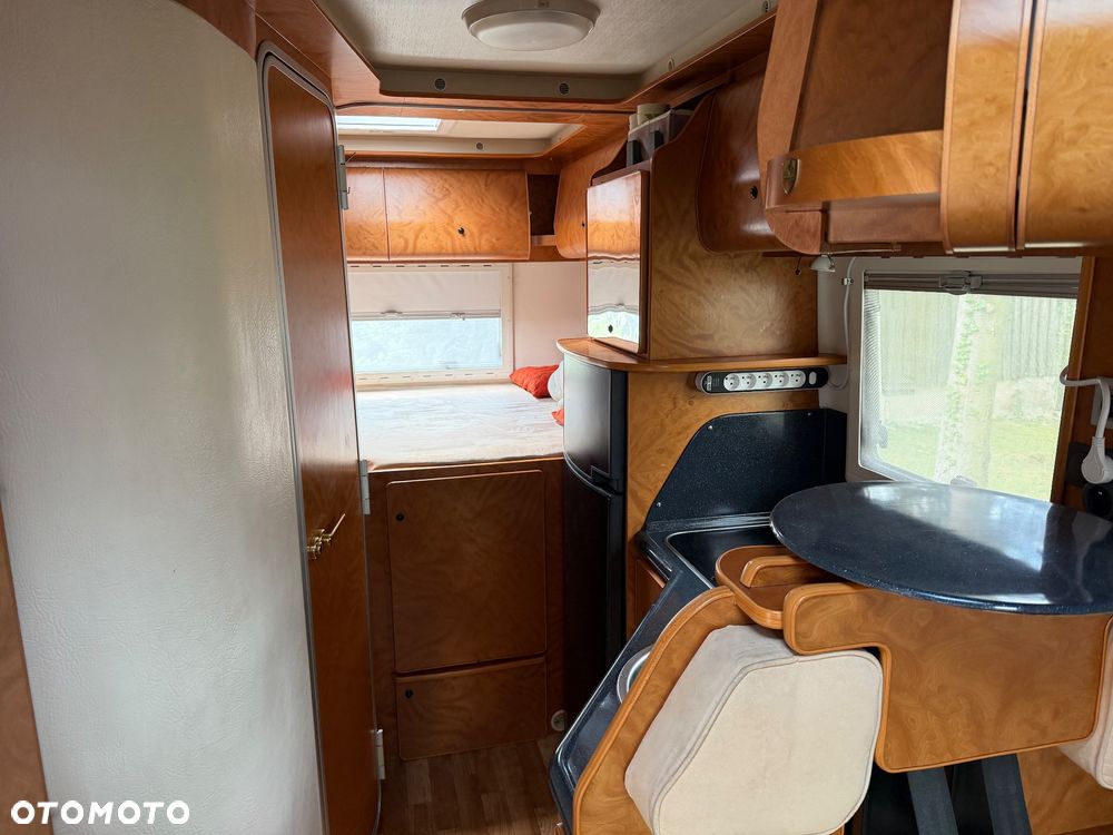 Mercedes-Benz Sprinter 318 - 12