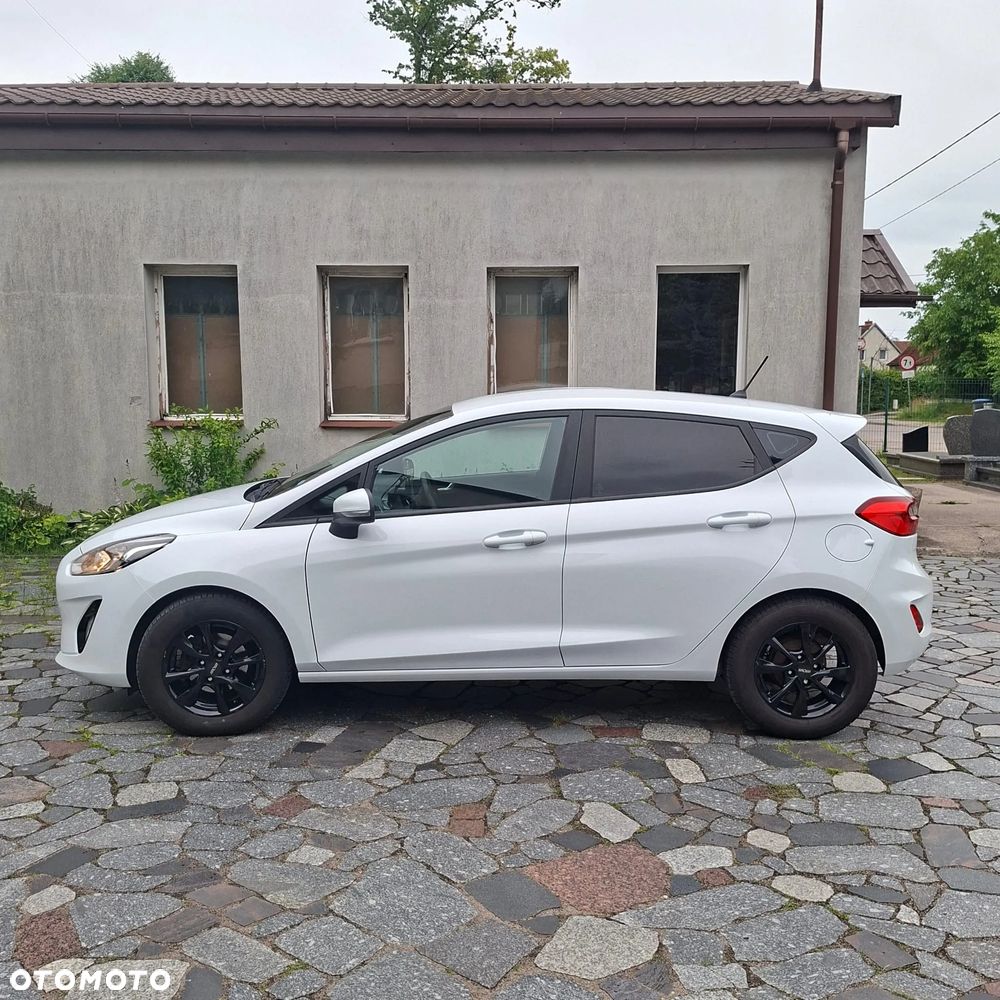 Ford Fiesta VAN - 12