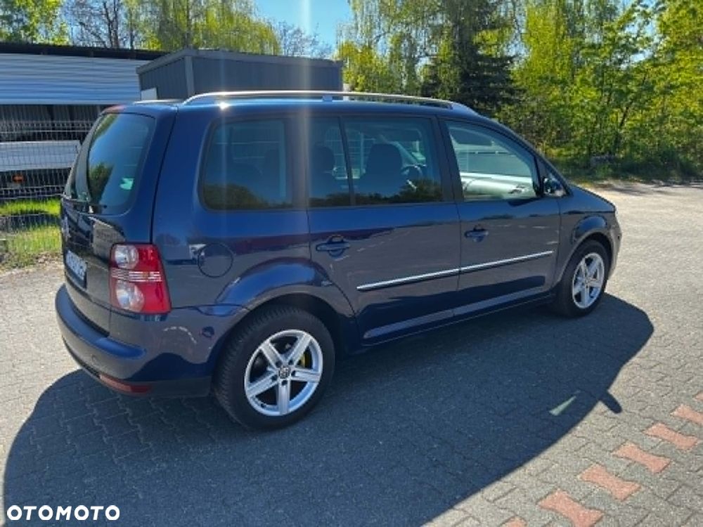 Volkswagen Touran 1.4 TSI Trendline DSG - 7
