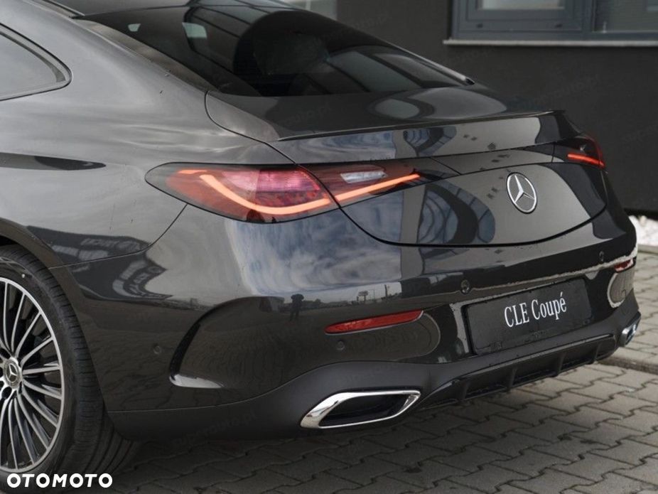 Mercedes-Benz CLE 300 mHEV 4-Matic AMG Line - 22