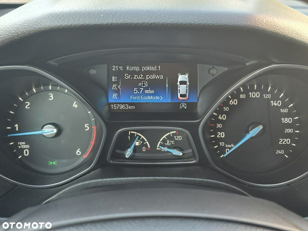 Ford Focus - 23