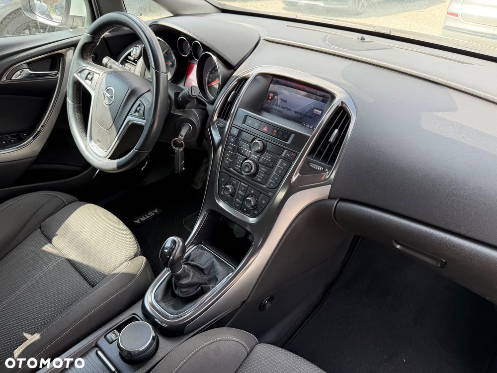 Opel Astra 1.6 Design Edition - 36