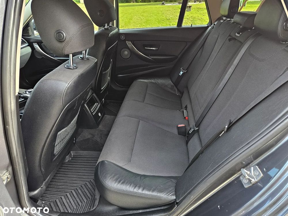 BMW Seria 3 - 28