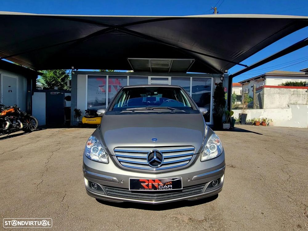 Mercedes-Benz B 180 - 2