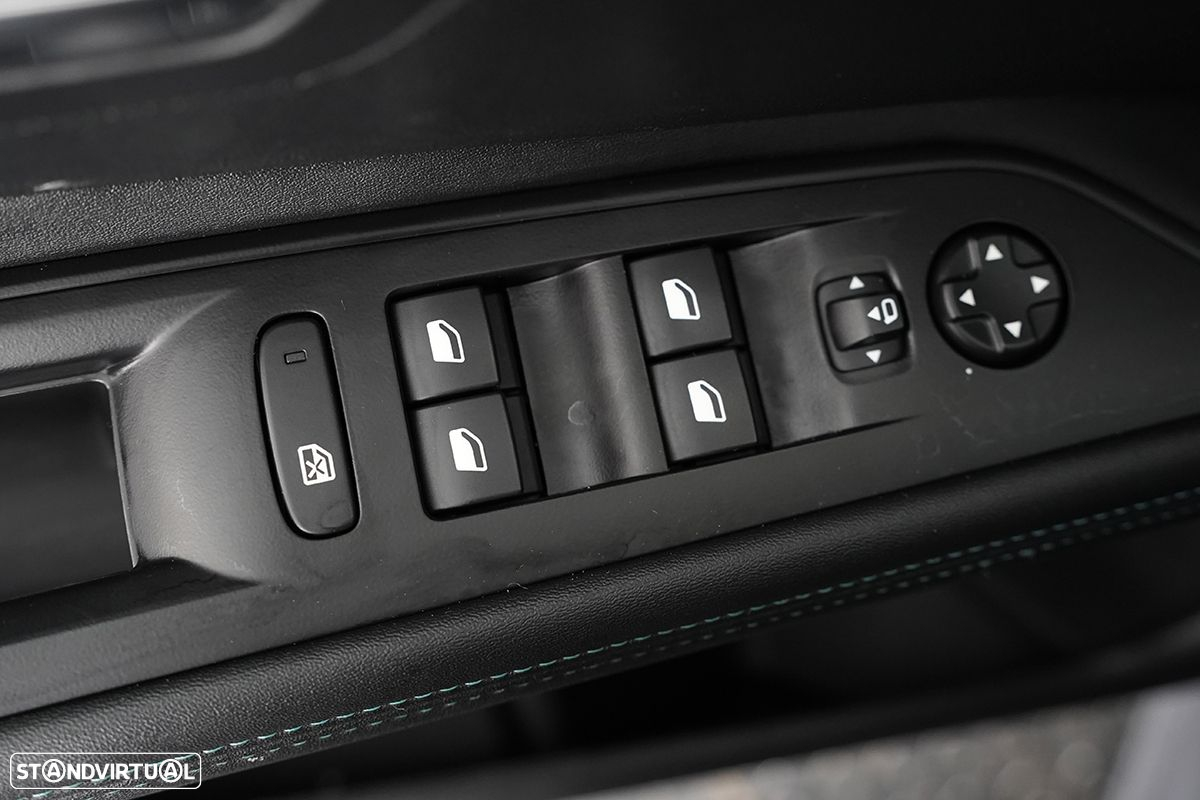 Peugeot 3008 1.2 Hybrid Allure Pack e-DCS6 - 21
