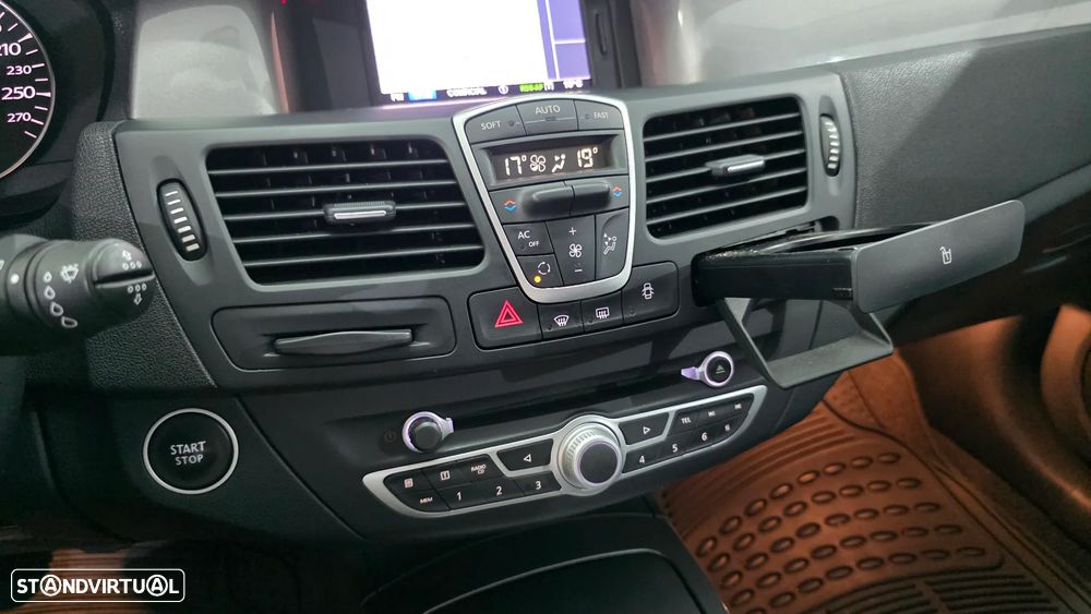 Renault Laguna Break 2.0 dCi Dynamique S - 33