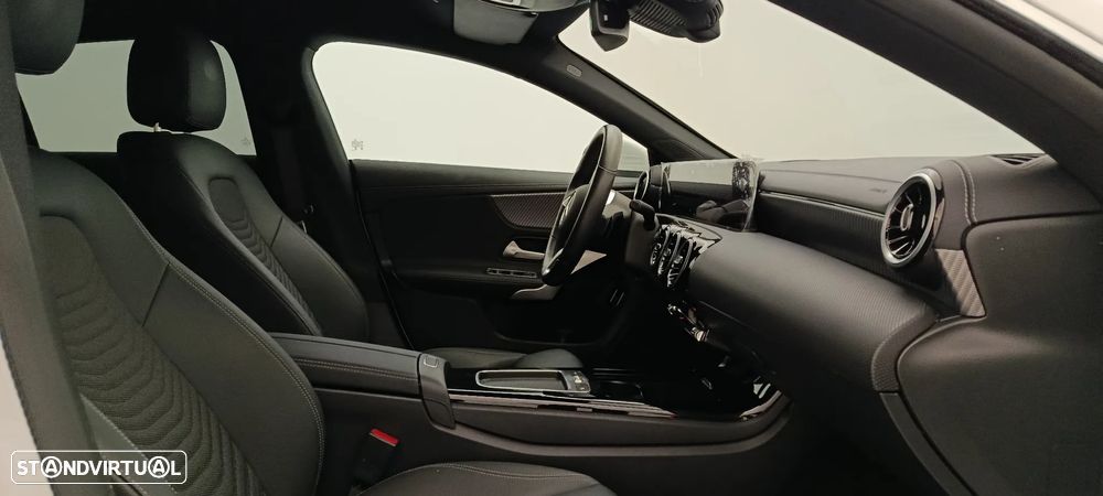 Mercedes-Benz CLA 180 d Shooting Brake Progressive Aut. - 29