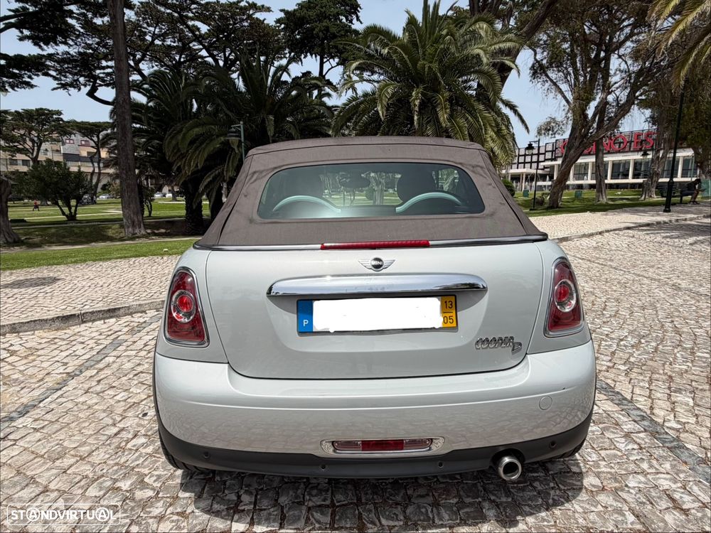 MINI Cabrio Cooper D - 11