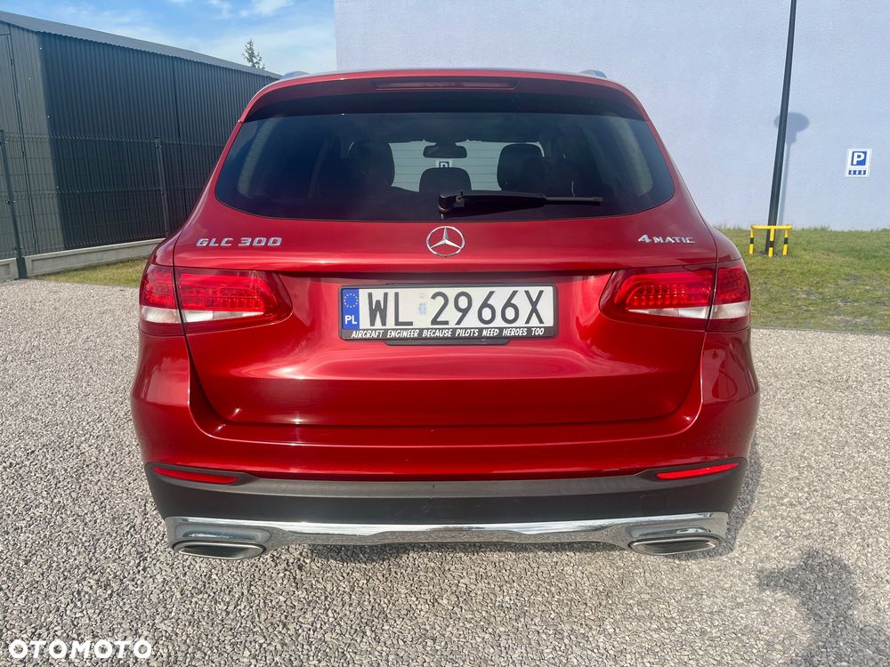 Mercedes-Benz GLC 300 4Matic 9G-TRONIC - 6