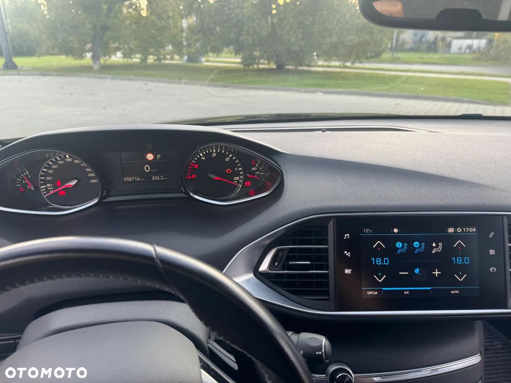 Peugeot 308 1.5 BlueHDi Allure S&S EAT6 - 13