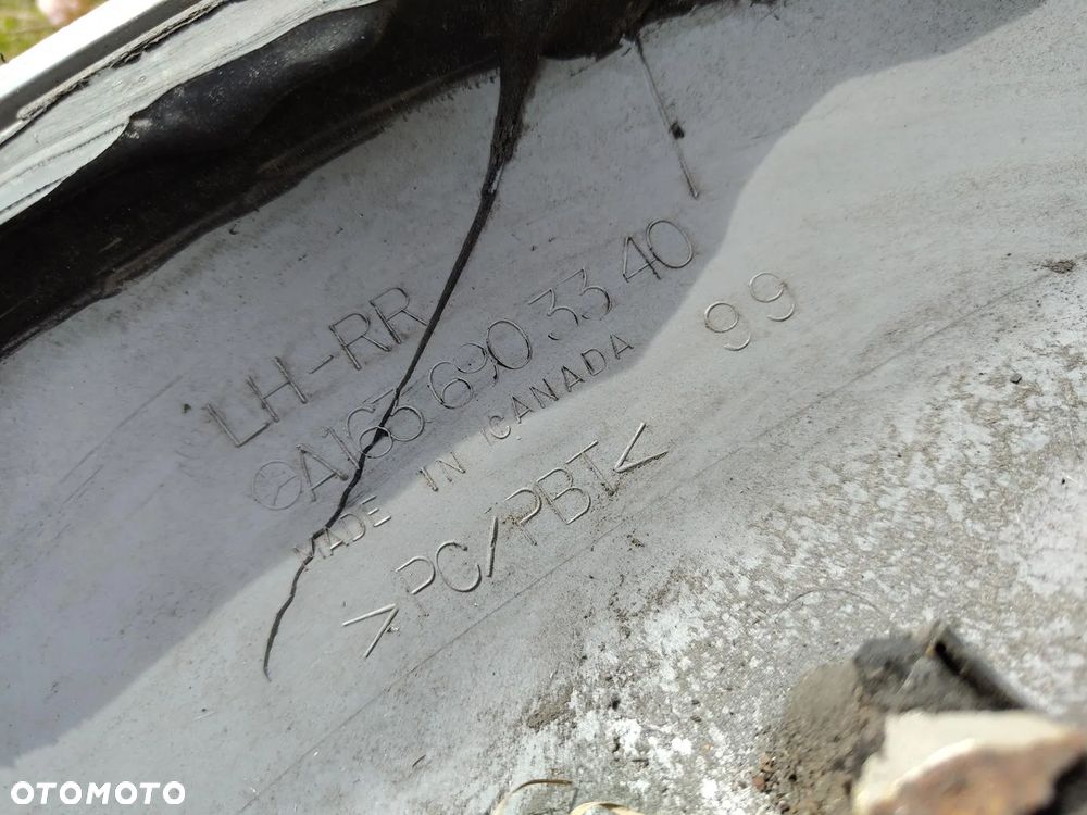 MERCEDES ML W163 AMG LISTWA Błotnika Tylnego Na Tylny Błotnik AMG 744 - 22