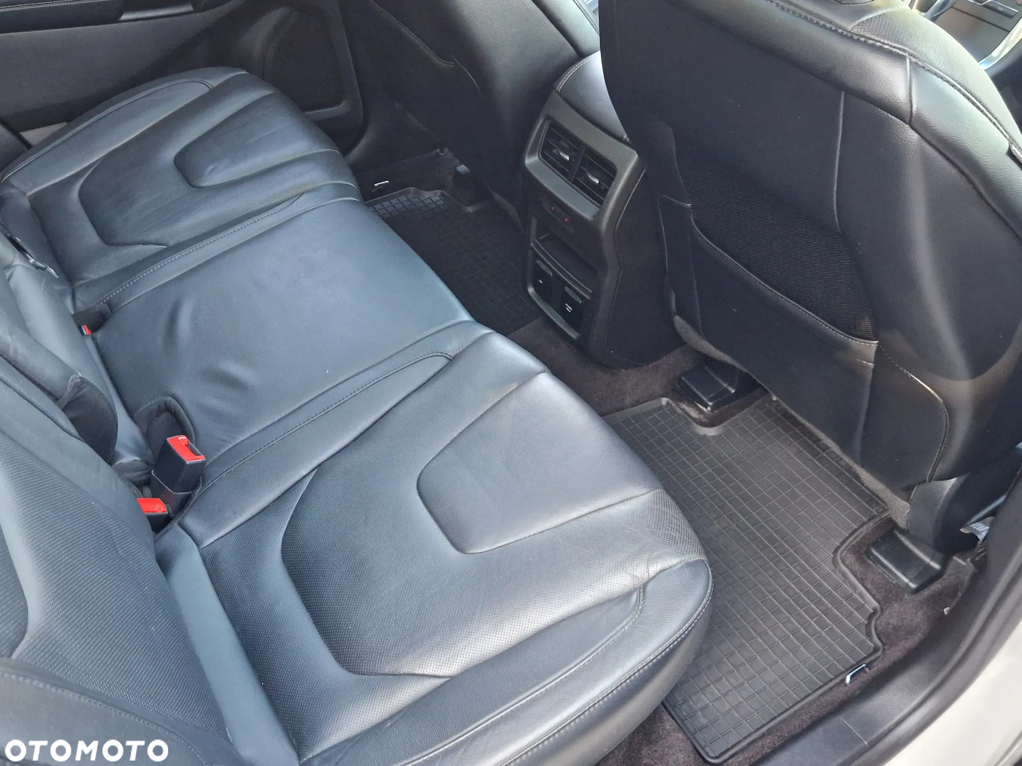 Ford Edge - 21