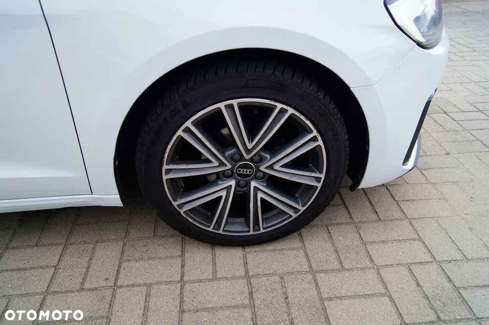 Audi A1 Sportback 25 TFSI advanced - 35