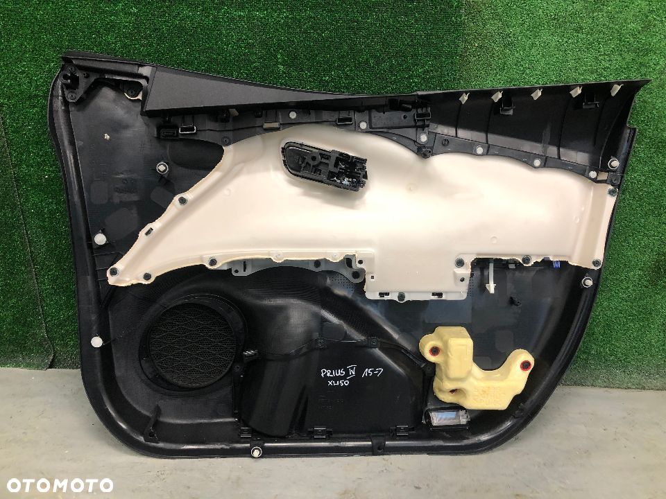 TOYOTA PRIUS IV 2015-> BOCZEK DRZWI LEWY PRZÓD PRZEDNIE XW50 67778-X1B12 - 5
