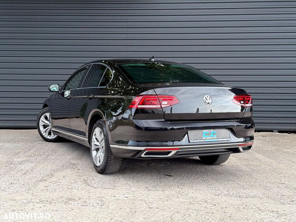 Volkswagen Passat 2.0 TDI DSG Highline - 6