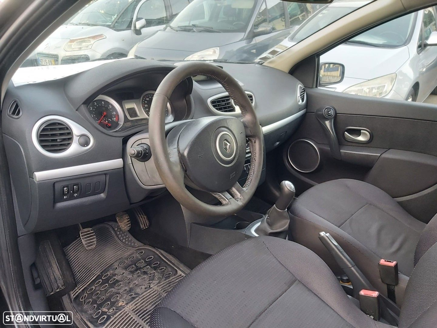 Renault Clio 1.2 TCE Dynamique S - 8