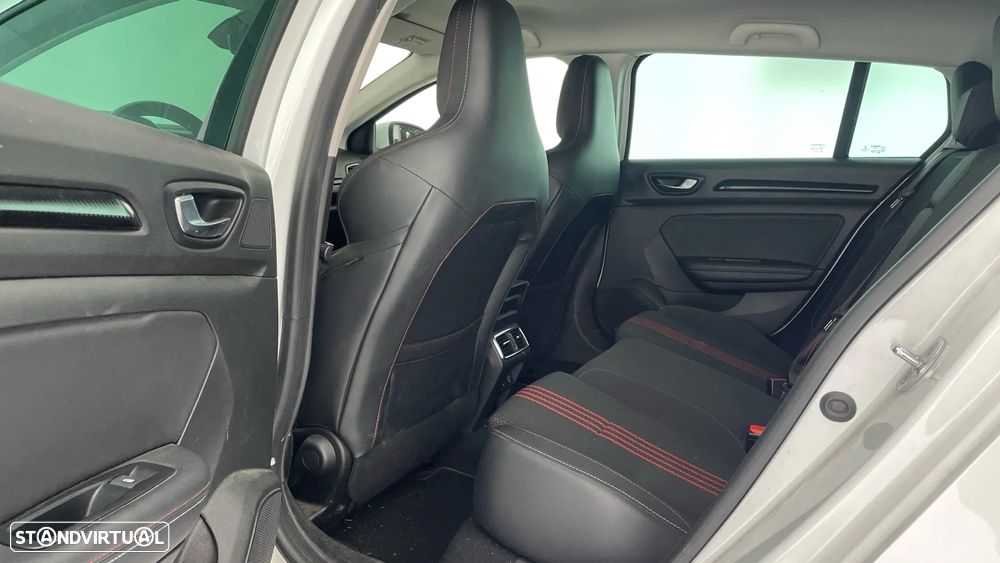 Renault Mégane Sport Tourer 1.6 E-Tech Plug-In Hybrid R.S. Line - 21