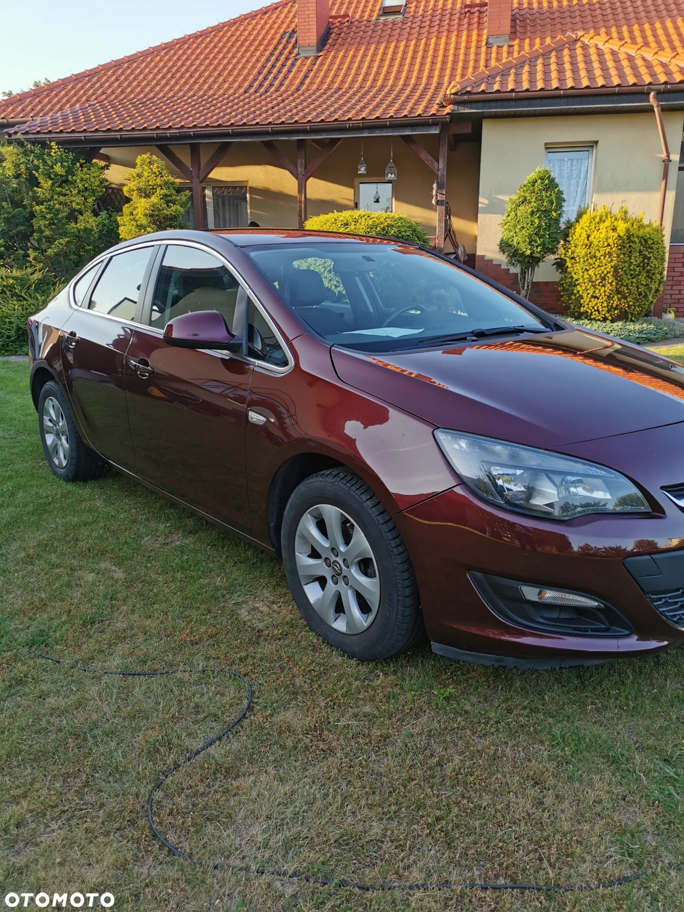 Opel Astra IV 1.4 T Active - 3