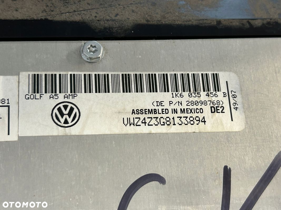 VW GOLF V MODUŁ RADIA 1K6035456B - 2