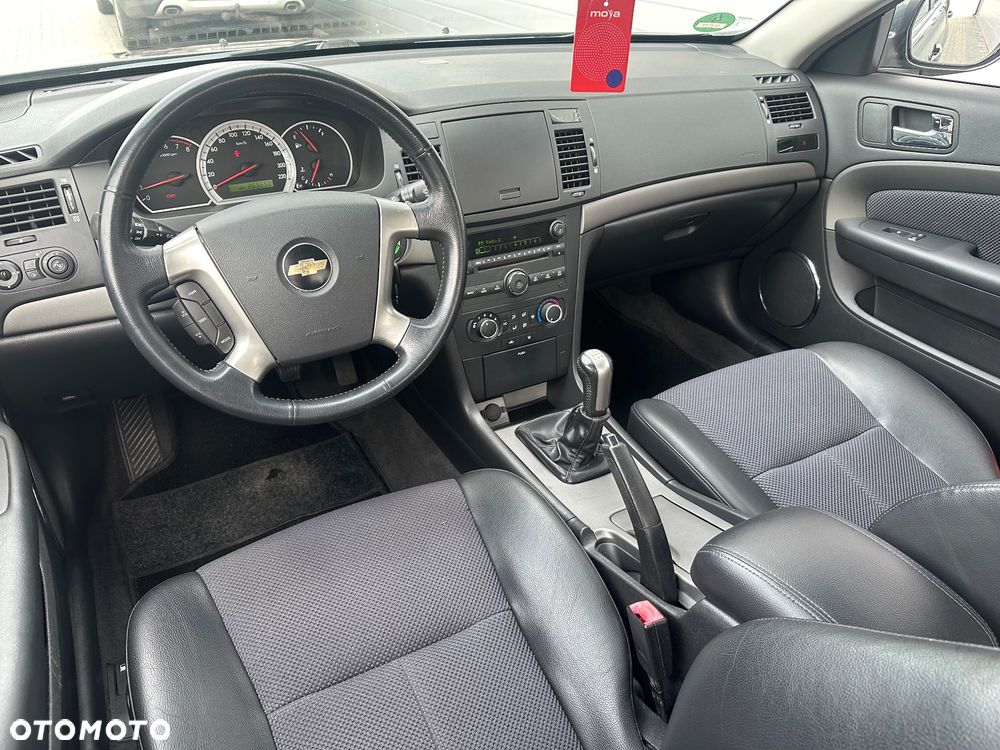 Chevrolet Epica 2.0 LS - 26