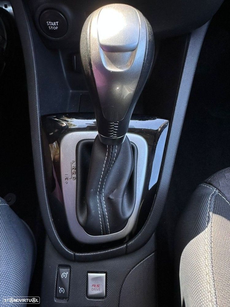 Renault Clio Sport Tourer 1.2 TCE GT EDC - 18