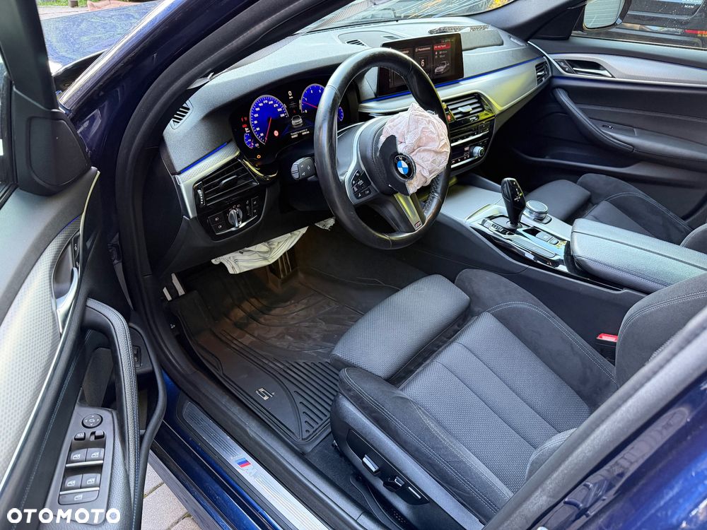 BMW Seria 5 530d xDrive M Sport sport - 10
