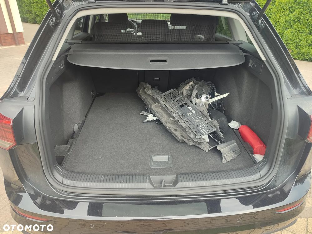 Volkswagen Golf Variant 2.0 TDI (BlueMotion Technology) DSG Comfortline - 20
