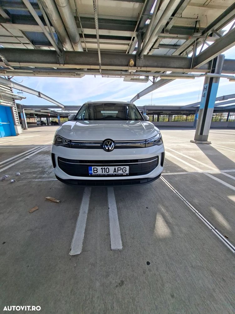 Volkswagen Tiguan - 2
