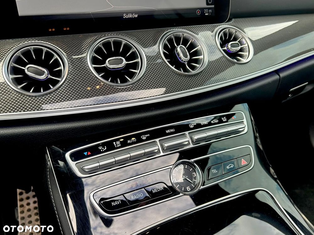 Mercedes-Benz Klasa E AMG 53 4Matic Coupe AMG Speedshift 9G-TRONIC - 14