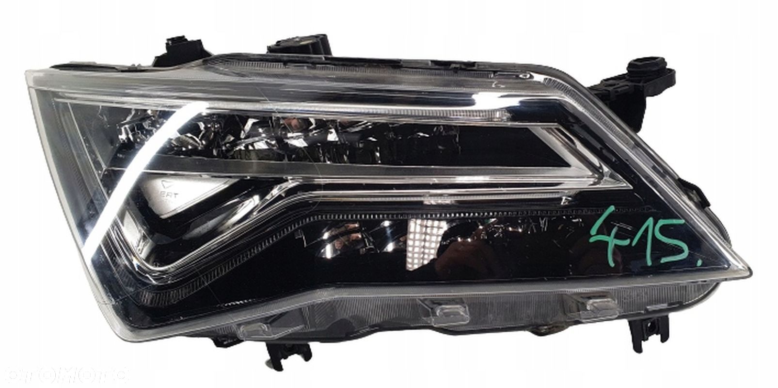 Seat Ateca 576 LED lampa prawa przednia przód - 1