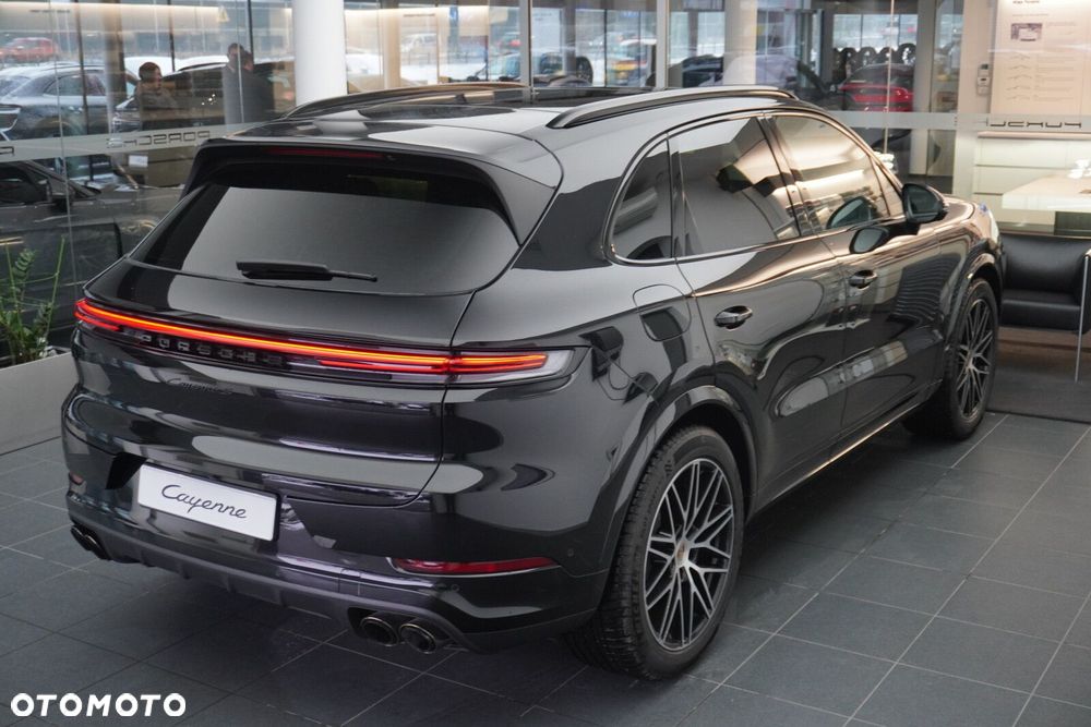 Porsche Cayenne S - 11