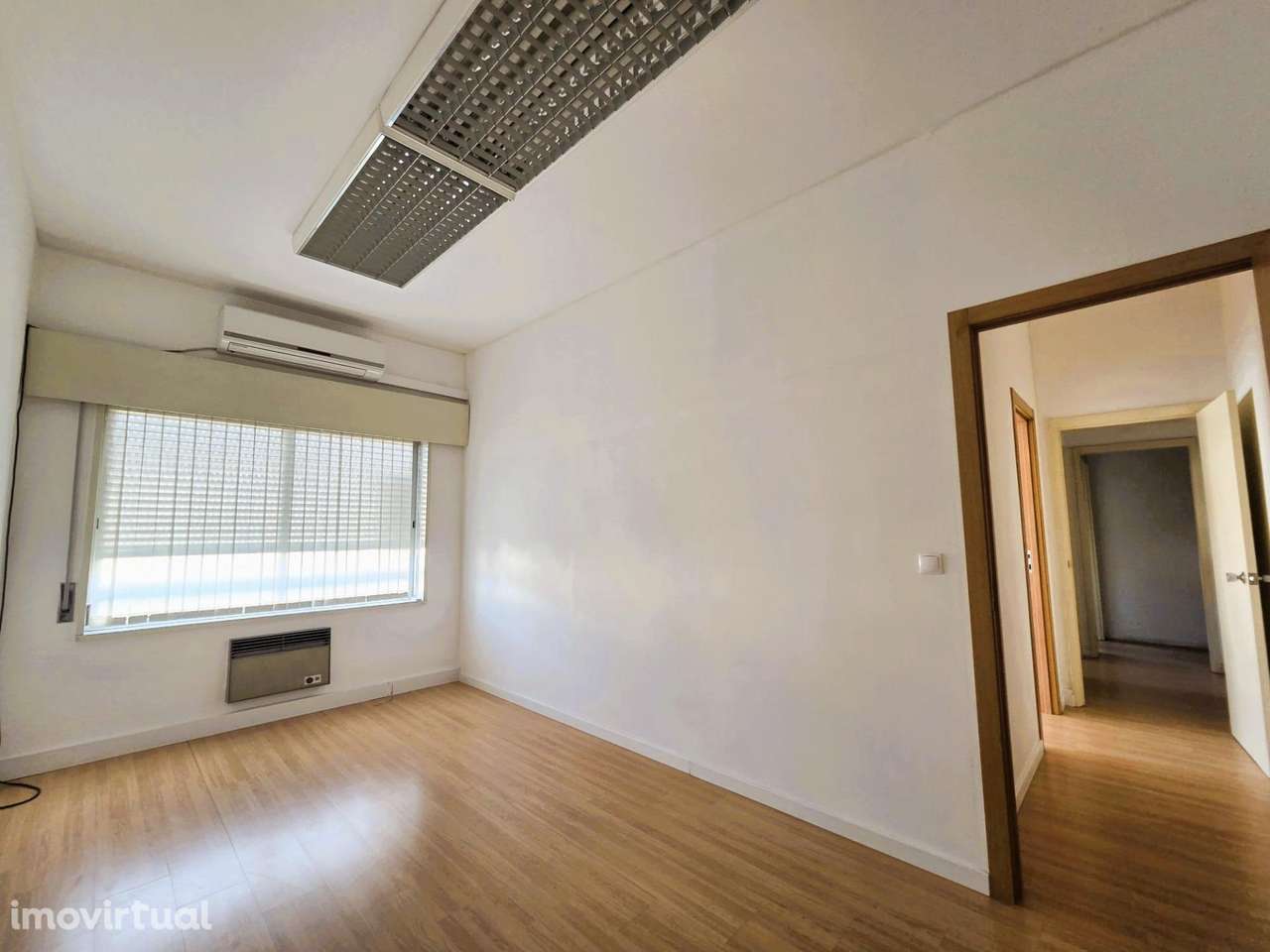 Escritório com Recepção e 3 Salas – Campo Grande, Lisboa - Grande imagem: 3/21