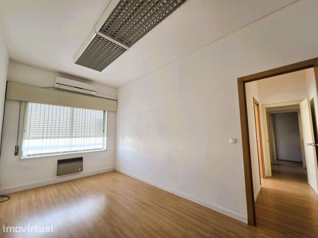Escritório com Recepção e 3 Salas – Campo Grande, Lisboa - Grande imagem: 3/21