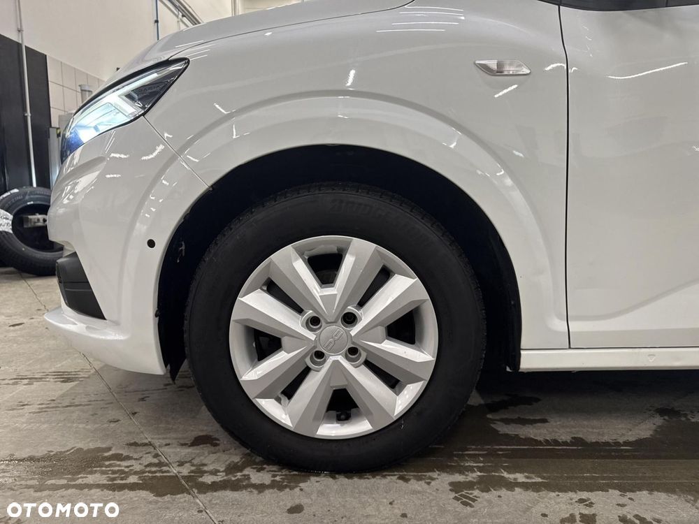 Dacia Sandero - 28