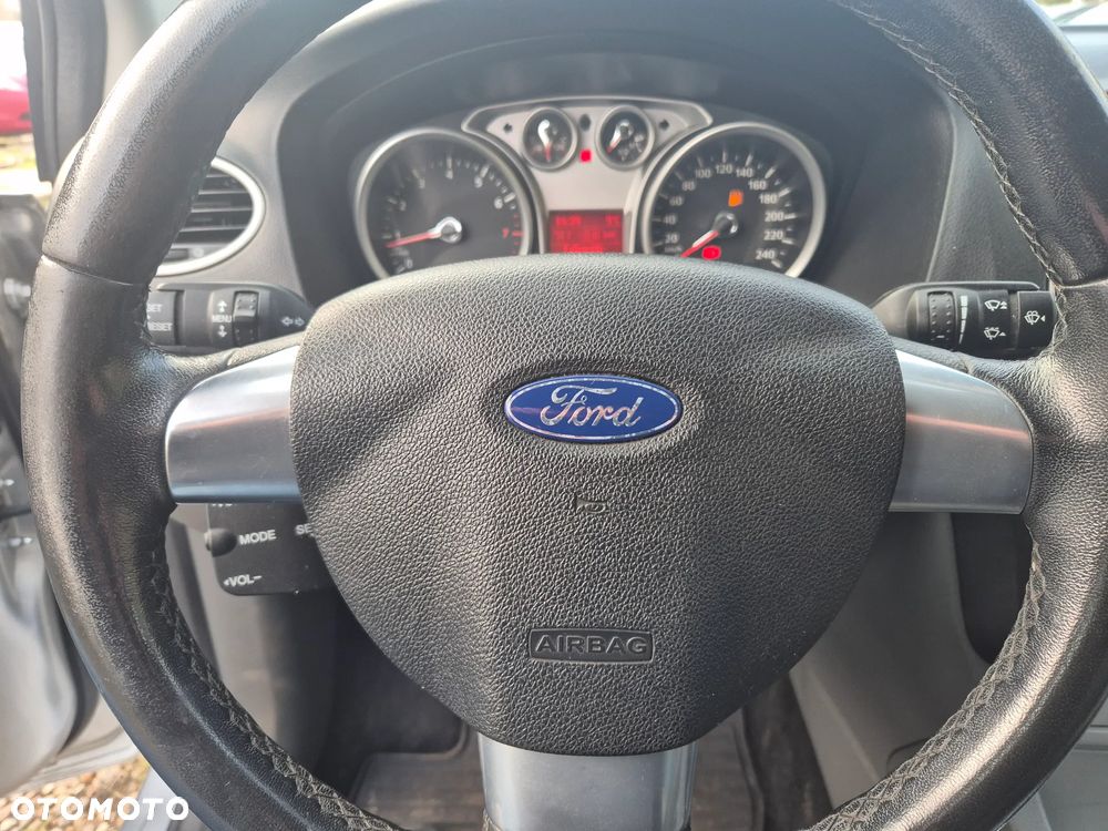 Ford Focus 1.6 16V Concept - 11