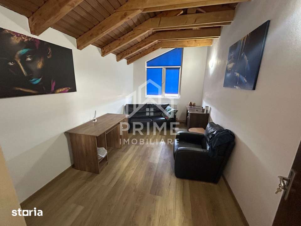 Apartament 4 camere cu scara interioara, zona Centru — fotografia 1