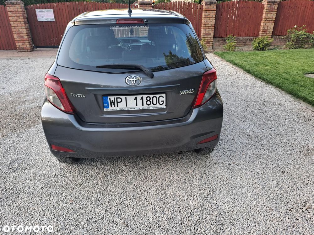 Toyota Yaris 1.4 D-4D Active - 6