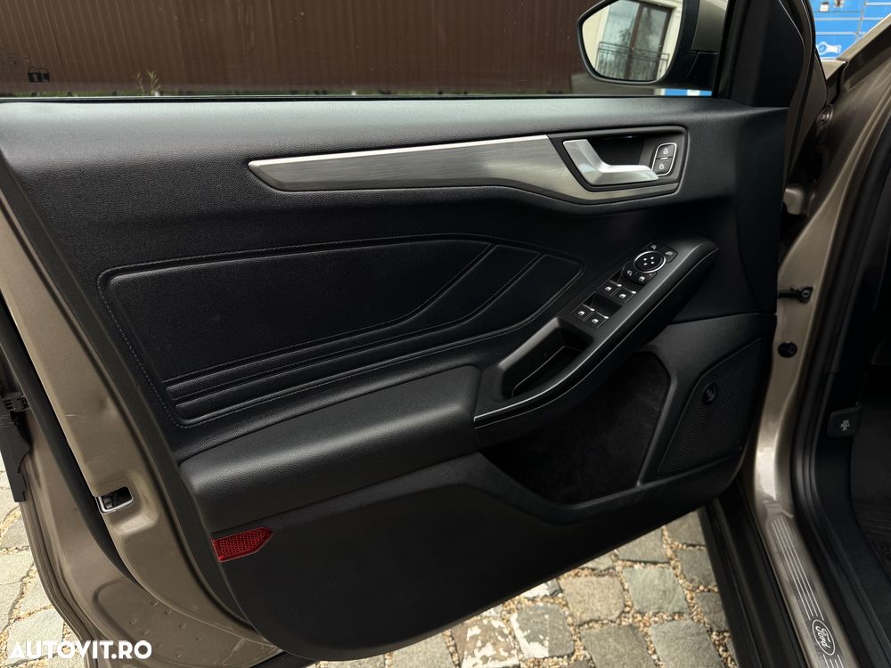Ford Focus 1.5 EcoBlue Titanium X - 11