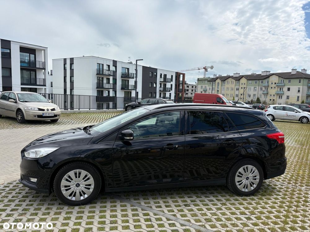 Ford Focus 1.0 EcoBoost Titanium ASS - 3