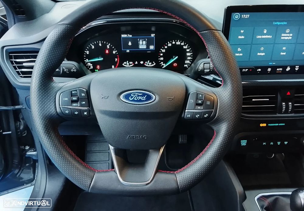 Ford Focus 1.0 EcoBoost MHEV ST-Line - 4