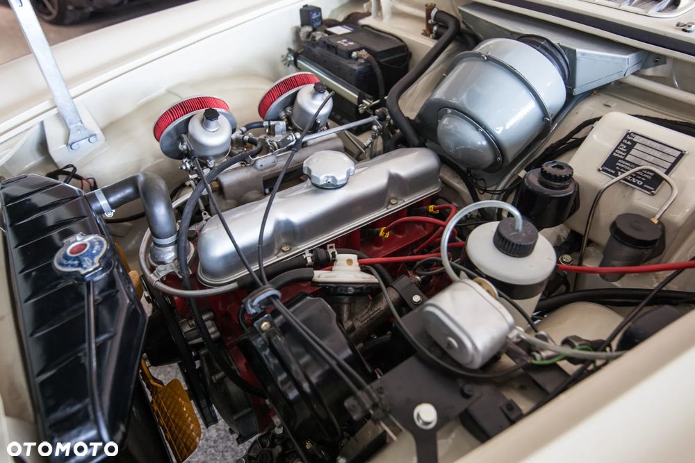 Volvo P1800 - 33