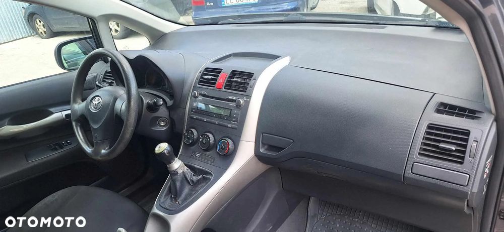 Toyota AURIS I 1,4D4D chłodnica wody - 9