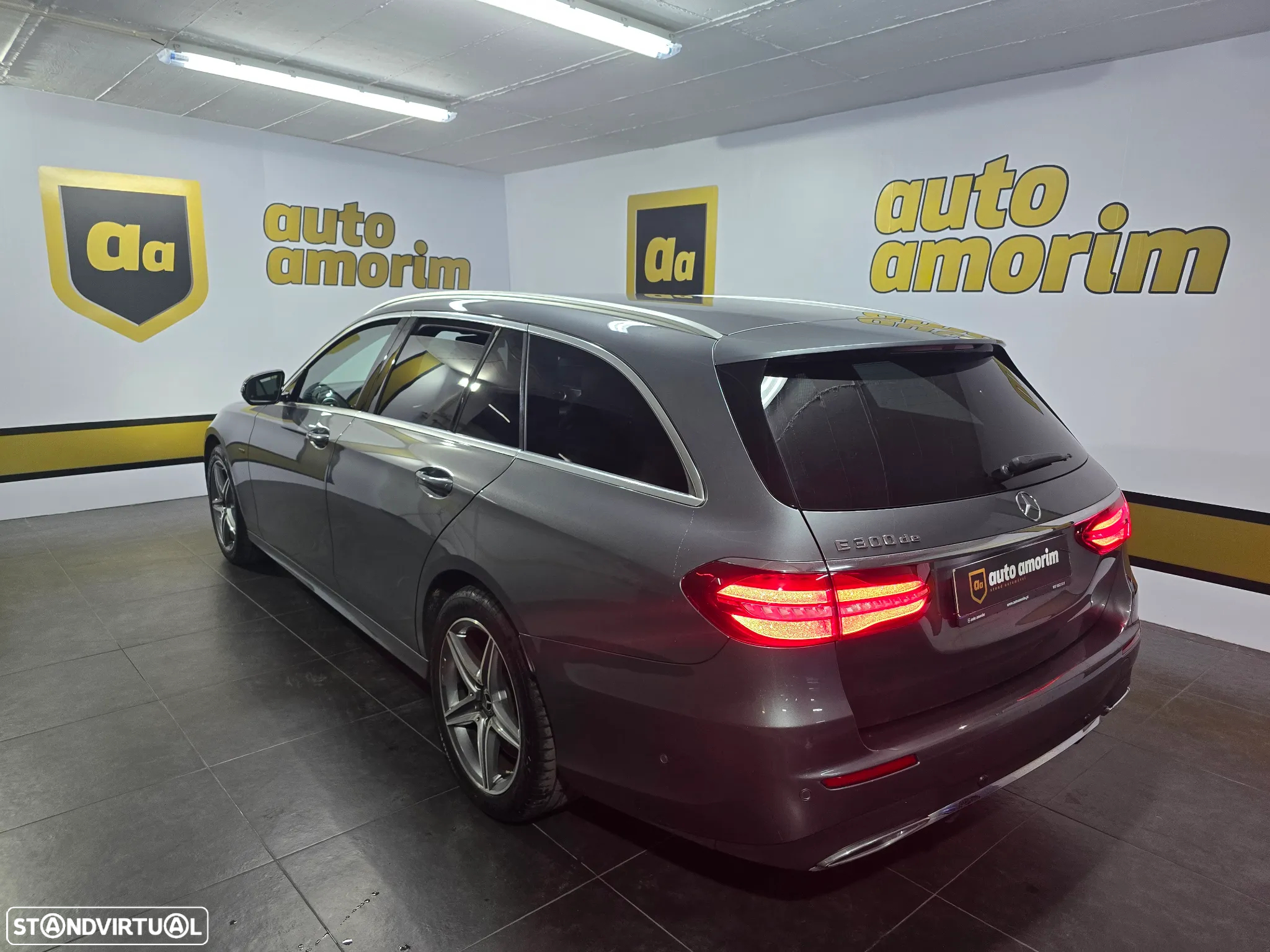 Mercedes-Benz E 300 de AMG Line - 11
