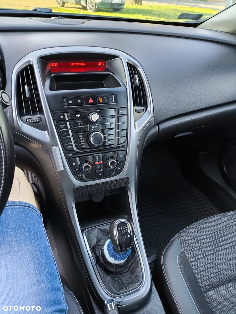 Opel Astra - 10