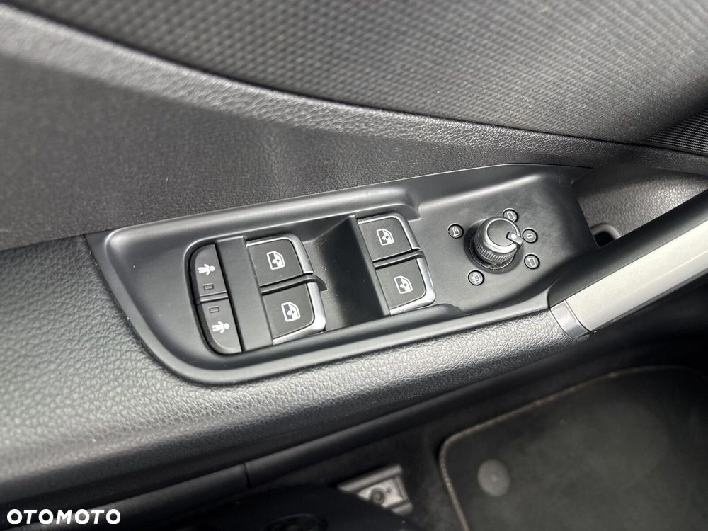Audi Q2 - 24
