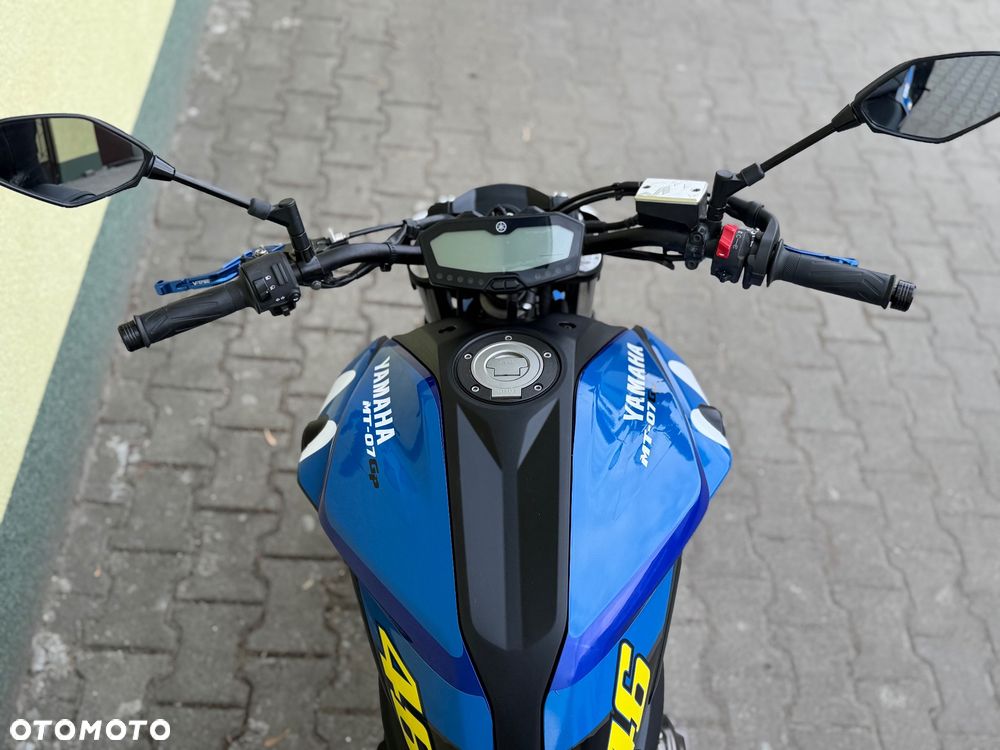 Yamaha MT - 17